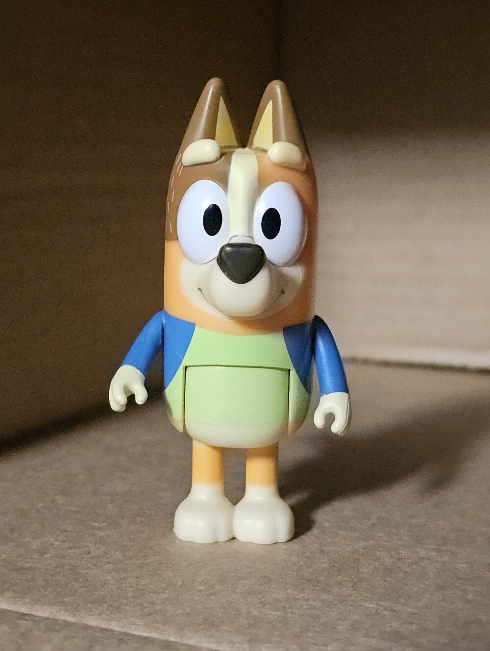 Chilli (Mom) Beach Day Swimsuit Figurine from Bluey